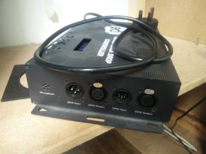 A sideways view of the star cloth controller