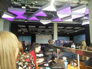 The countdown time in the competition hall showing two hours remaining