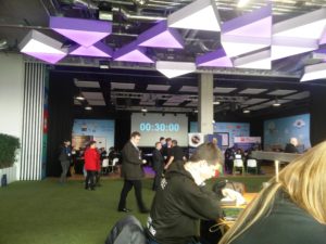 The countdown timer showing there were 30 minutes remaining of the competition